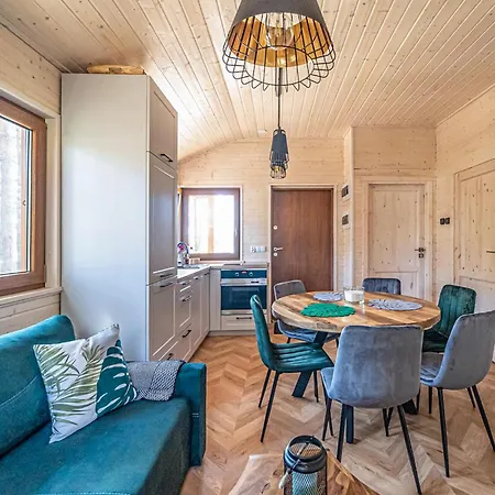 Gorgeous In With House Sea View בית נופש בורסק